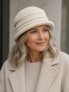 NWT Scala Womens Packable Boiled Wool Cloche Tula hat Ivory One Size